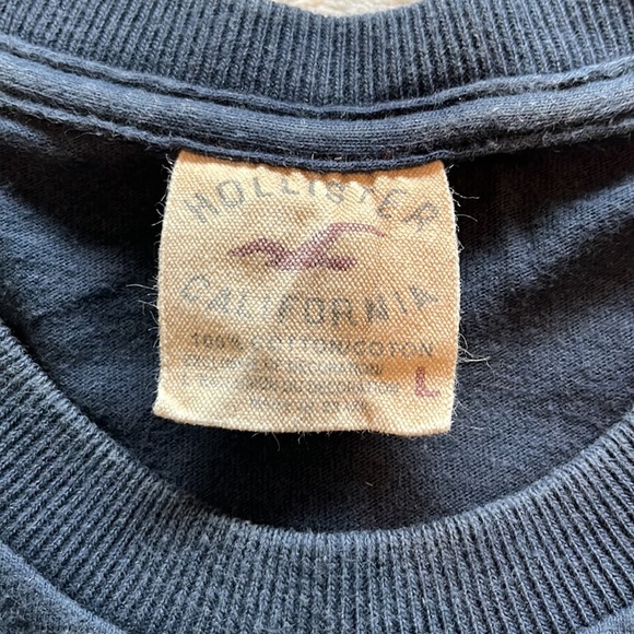 Hollister LG T-Shirt - Picture 4 of 4